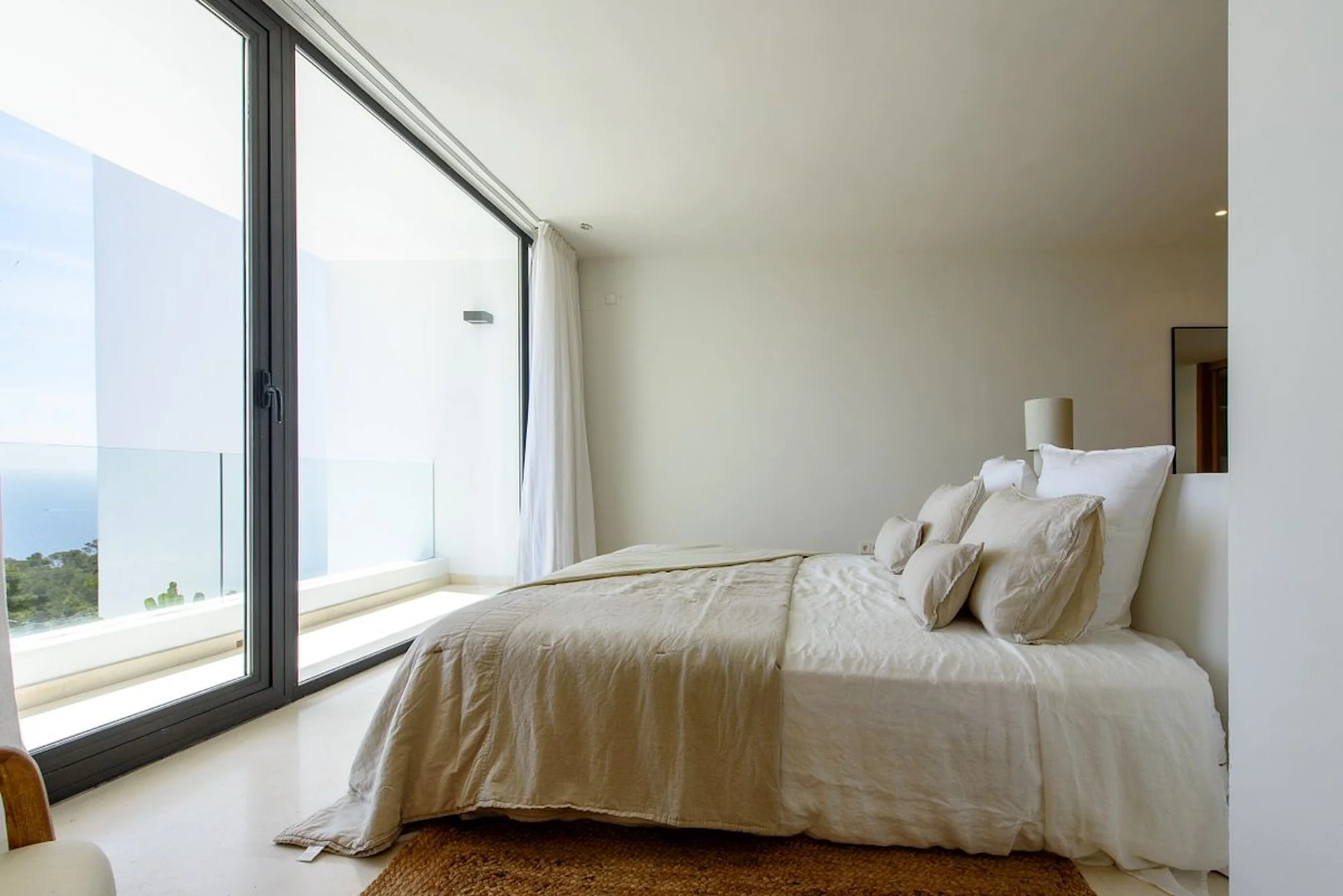 Ideal property for a group of friends in Roca Llisa